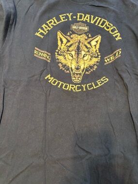 Harley-Davidson Black Tee with Yellow Wolf Graphic
